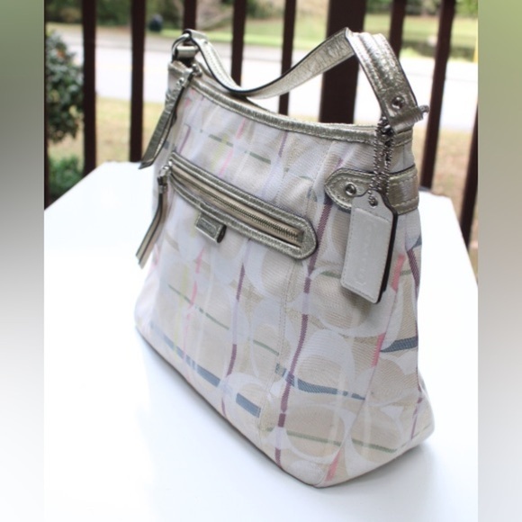 Coach signature logo shoulder bag - Picture 15 of 16